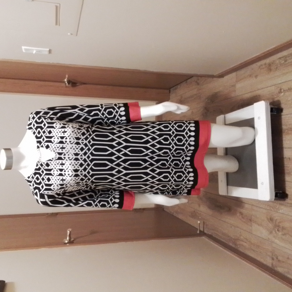 HAANI sheath dress, size petite large, black/white/red.